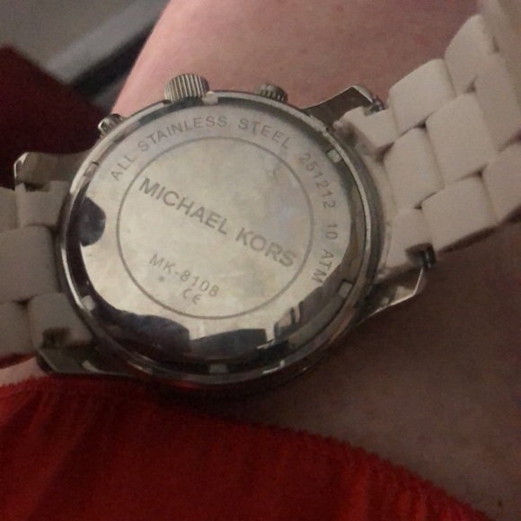Mens like new Michael Kors watch - Picture 2 of 2